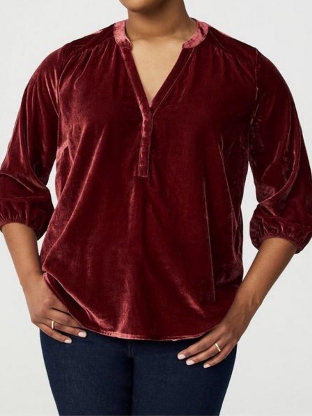 NWT Torrid Harper velvet pullover blouse in Syrah, Torrid size 5, 5X